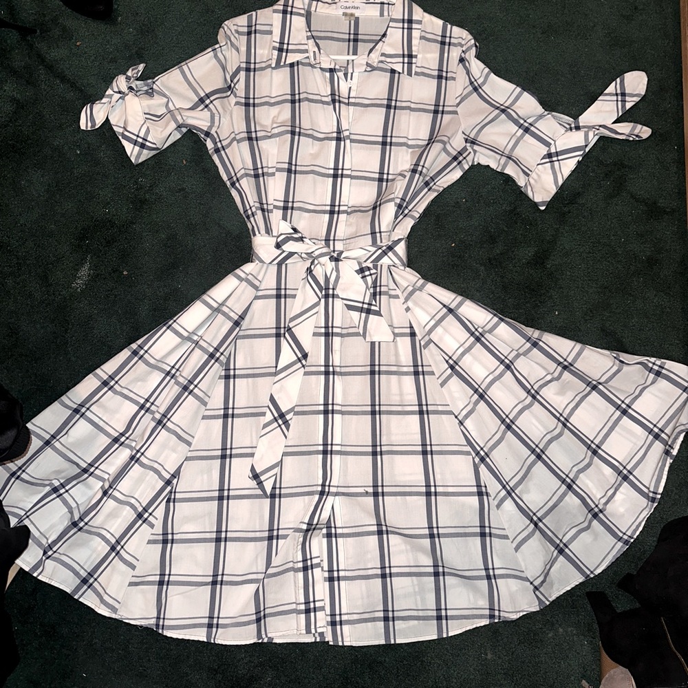 Calvin Klein classic style 1 piece dress.